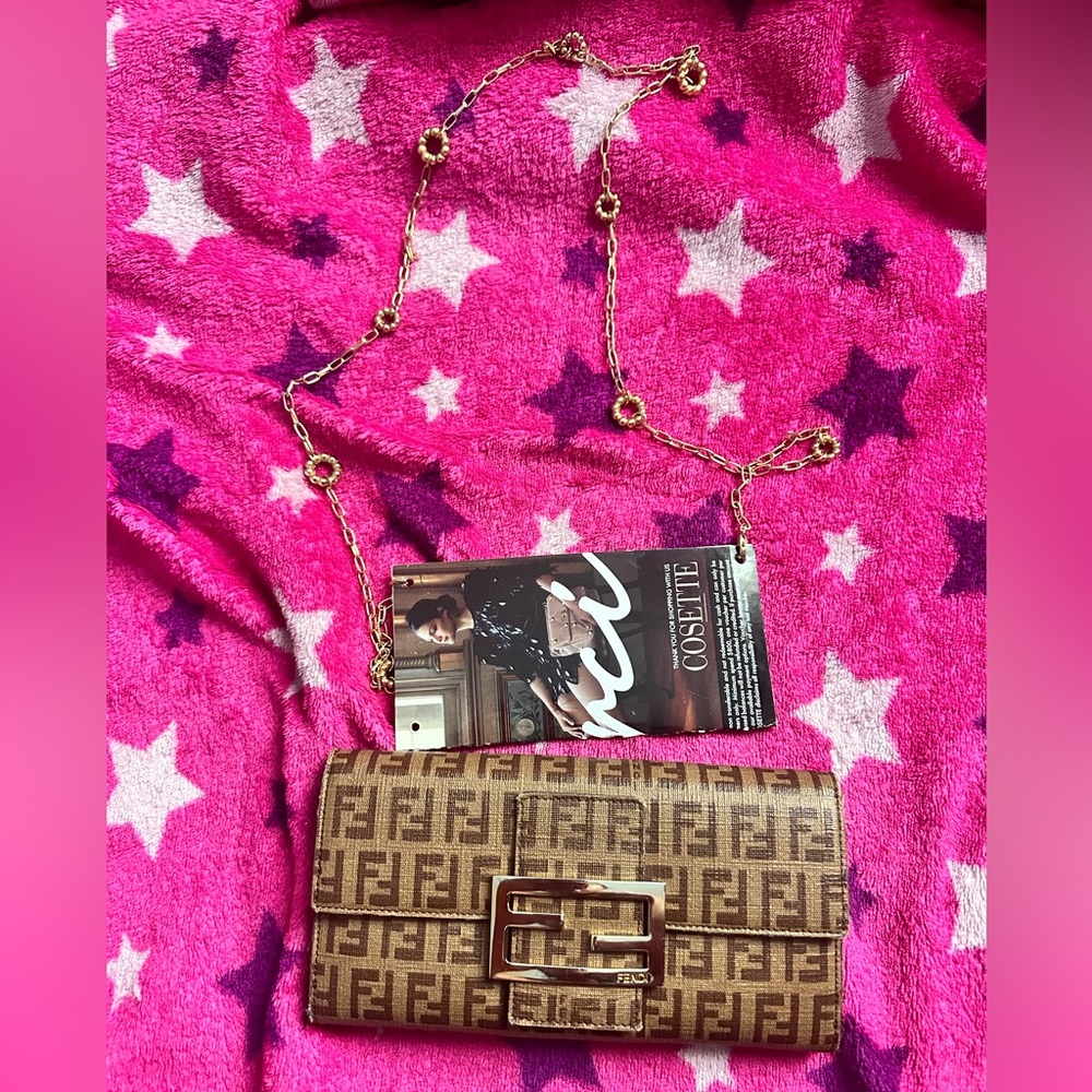 Authentic Vintage Fendi Wallet - Picture 4 of 4